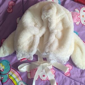 Cream Faux Fur Hood with Lace Trim